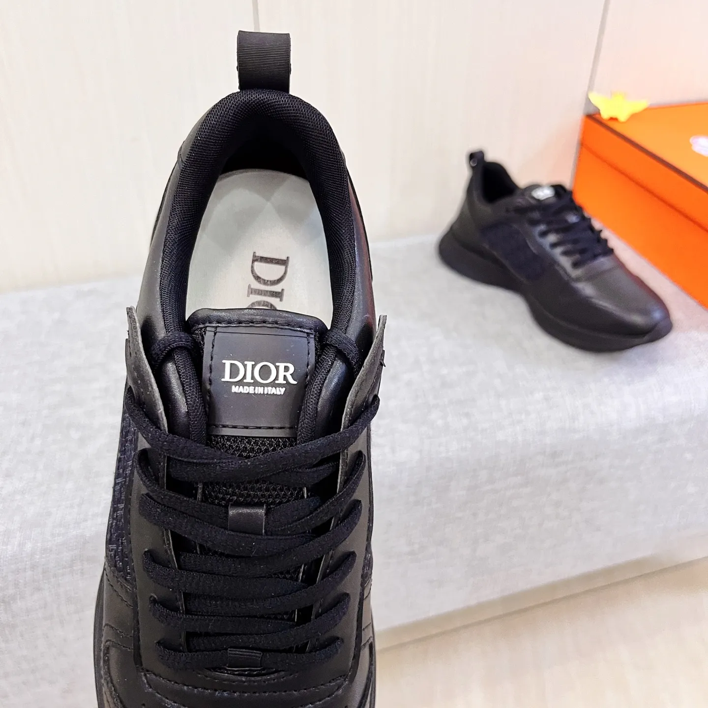 Men's Men's Shoes Men's Shoes 💰 400 Men's Men's Shoes 💰 [ Dior ] 🔥 High-end men's shoes brand official website 1:1 latest masterpiece: the upper is made of Italian imported first-layer cowhide with a comfortable and breathable lining ➕ Original non-slip and wear-resistant outsole 🔥, making walking more convenient and comfortable! An exclusive new model, a stunning work, a beautiful 1:1 replica [color] compared to the official quality! Create a fashionable personality to set off your uniqueness! A must-have for trendy men! Classic🔥Size: 38-44 Color: Multiple colors available🔥.
